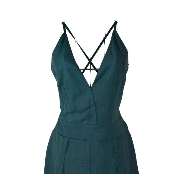 CHICME‎ Green Halter Jumpsuit with Flared High Leg Split Size M - Picture 6 of 12